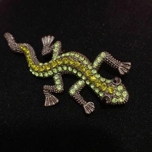 Brooch / Green Lizard